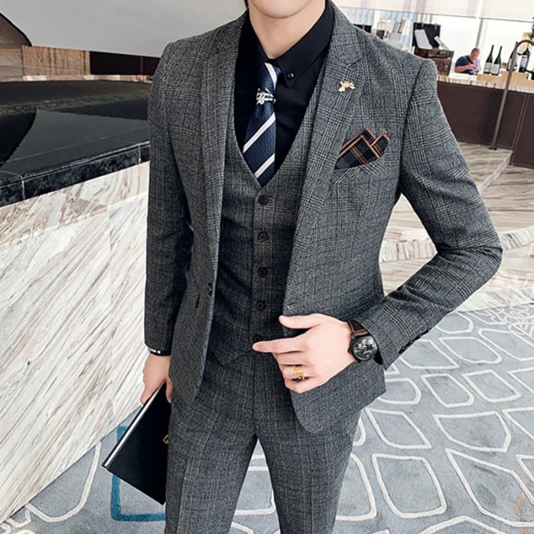 Costume D'invité De Mariage Trois Pièces À Carreaux Pour Hommes | Coupe Ajustée