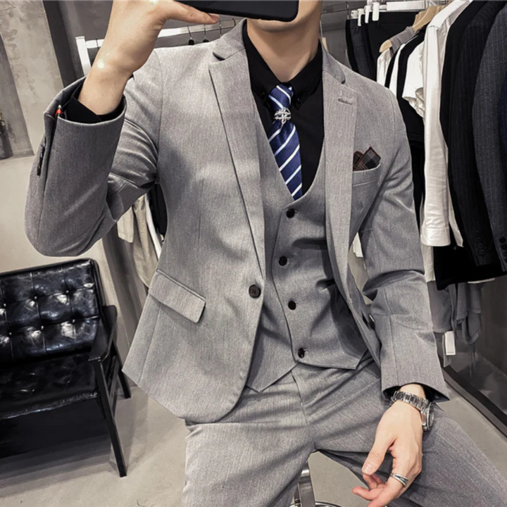 Costume Trois Pièces Classique Invités Au Mariage  Pour Hommes | Confortable