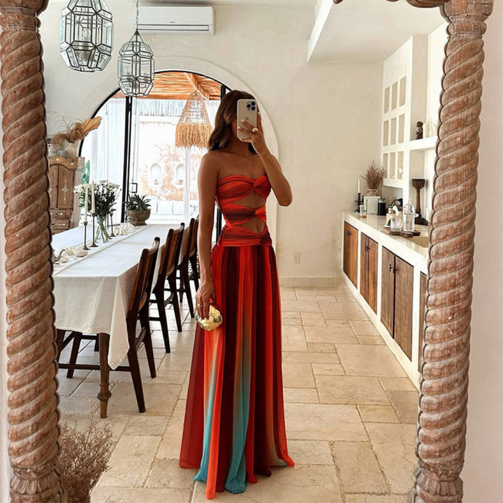 Robe D'invité De Mariage Sans Bretelles Et Décolletée | Maxi
