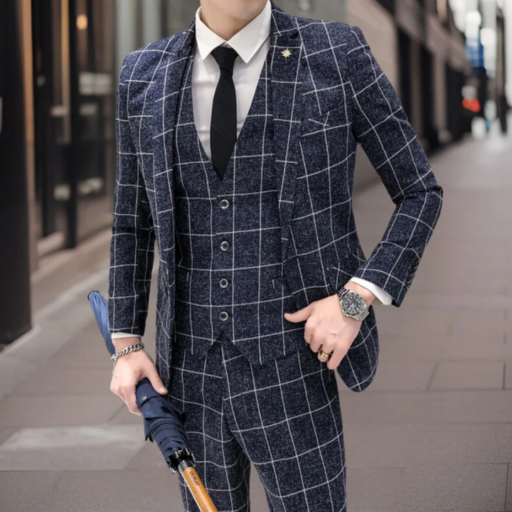 Costume D'invité De Mariage Moderne À Carreaux Pour Hommes | Coupe Ajustée