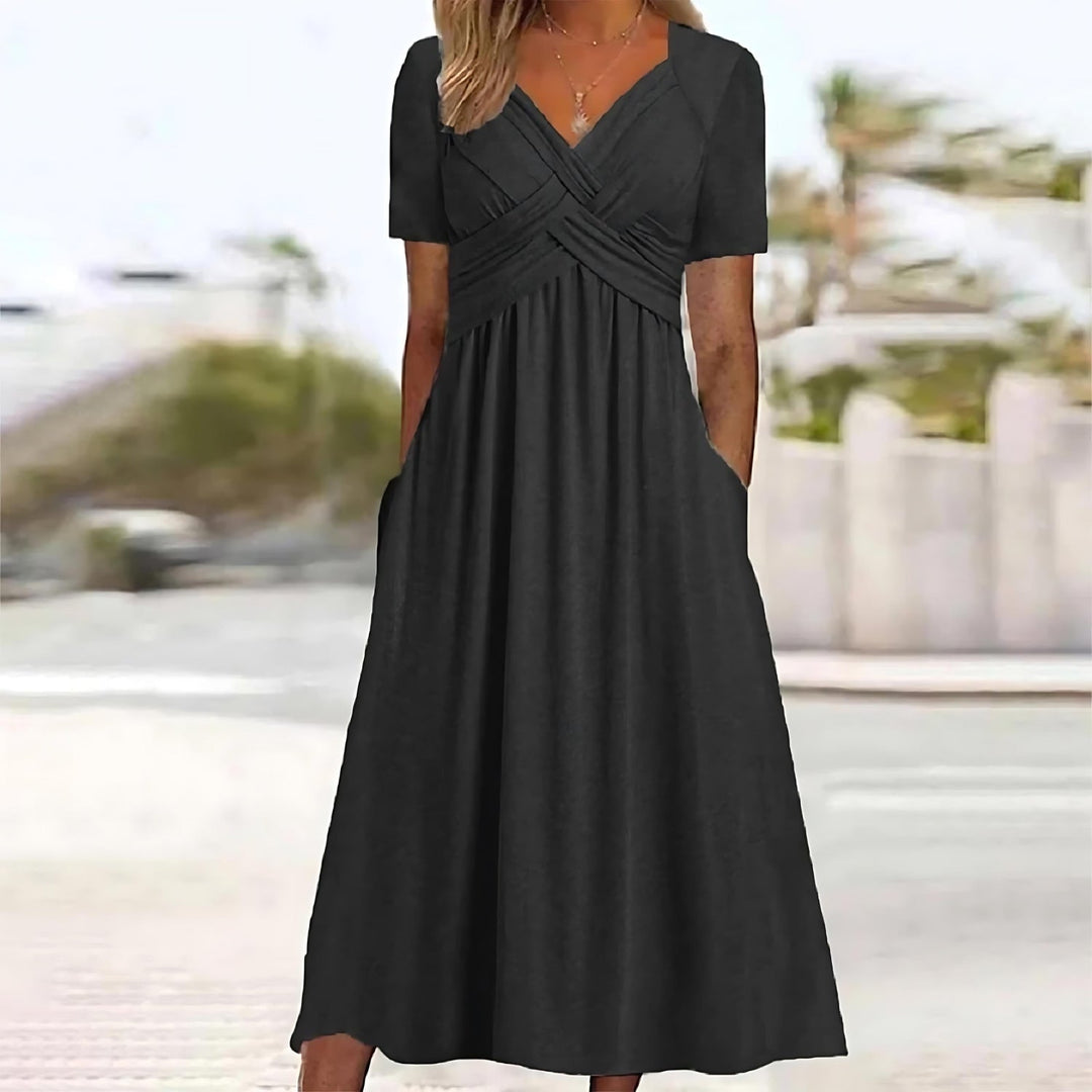 https://cdn.shopify.com/s/files/1/0787/1420/8582/files/NoraNielsenButikP5_addd1e56-73c1-4e51-a85a-363d9e900693.jpg?v=1732259549