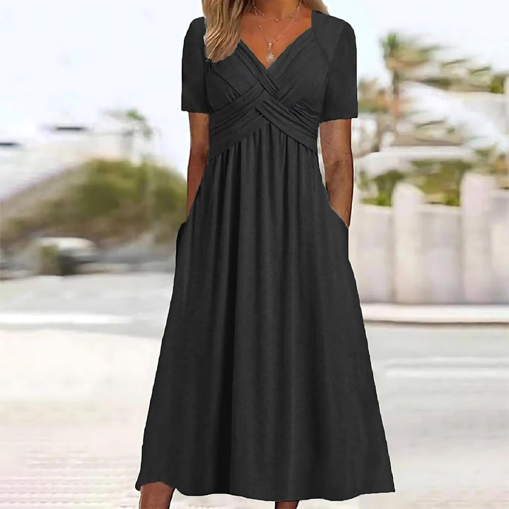 https://cdn.shopify.com/s/files/1/0787/1420/8582/files/NoraNielsenButikP5_addd1e56-73c1-4e51-a85a-363d9e900693.jpg?v=1732259549